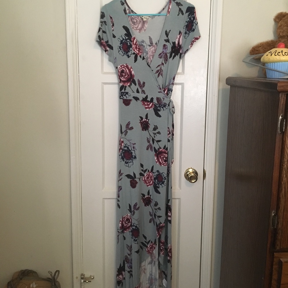 Super soft floral maxi wrap dress